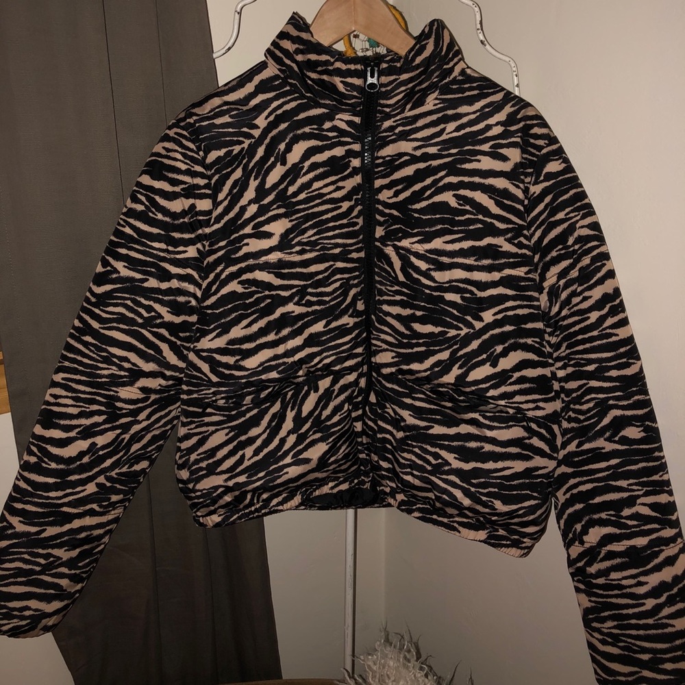 Zebra Cropped Puffer Jacket